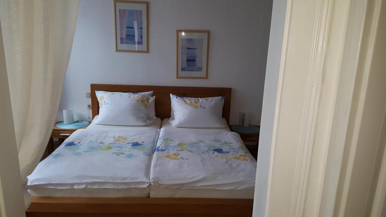 Haus Christiane Bed & Breakfast โคเคห์ม ภายนอก รูปภาพ