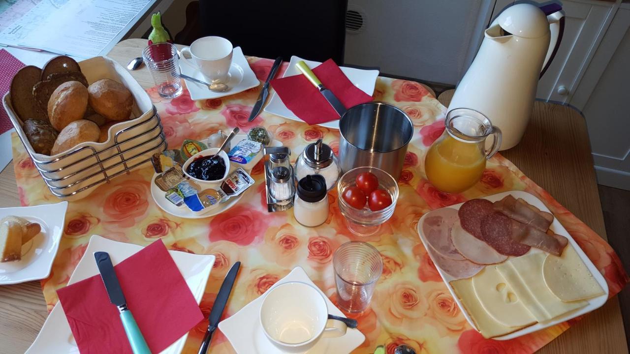 Haus Christiane Bed & Breakfast โคเคห์ม ภายนอก รูปภาพ